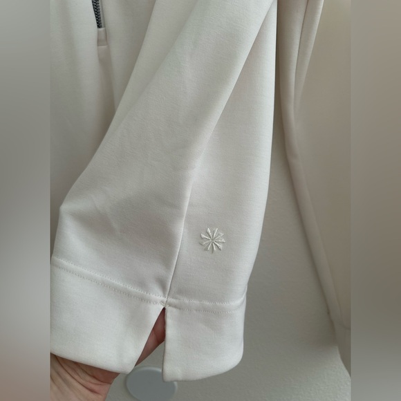 Athleta Seasoft Quarter Zip Pullover in Magnolia White size XS - Picture 7 of 9
